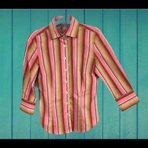 NWOT Robert Graham GORGEOUS Blouse Size XS!